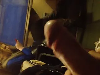 顽皮的秘书穿着她的身体正在和她的老板做爱